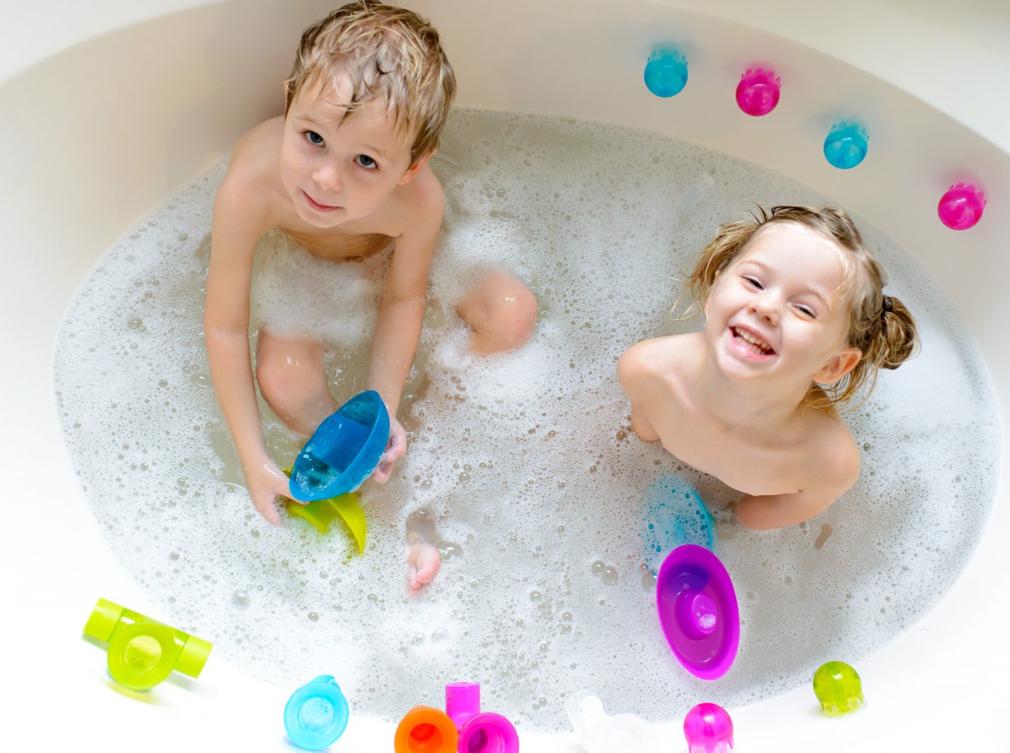 Bath Time With Boon Hello Ivory Rose