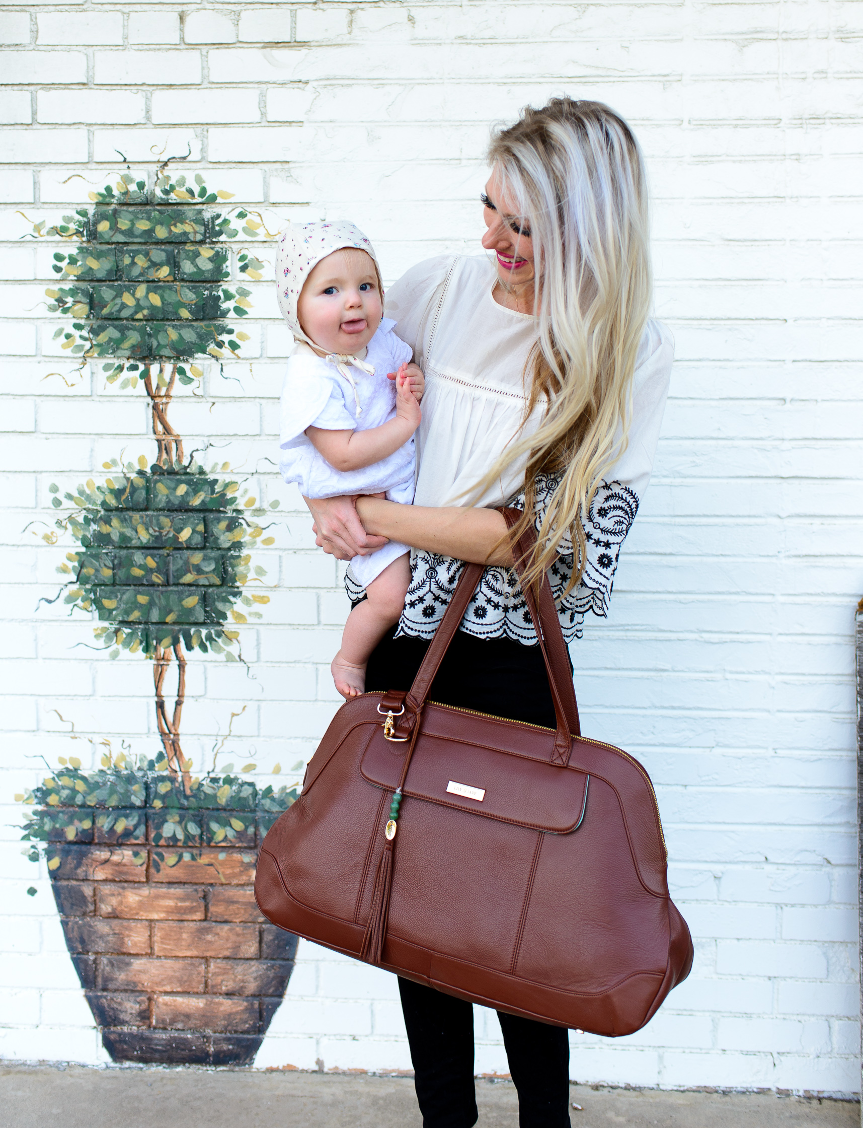 Lily Jade Giveaway Diaper Bag Essentials Hello Ivory Rose